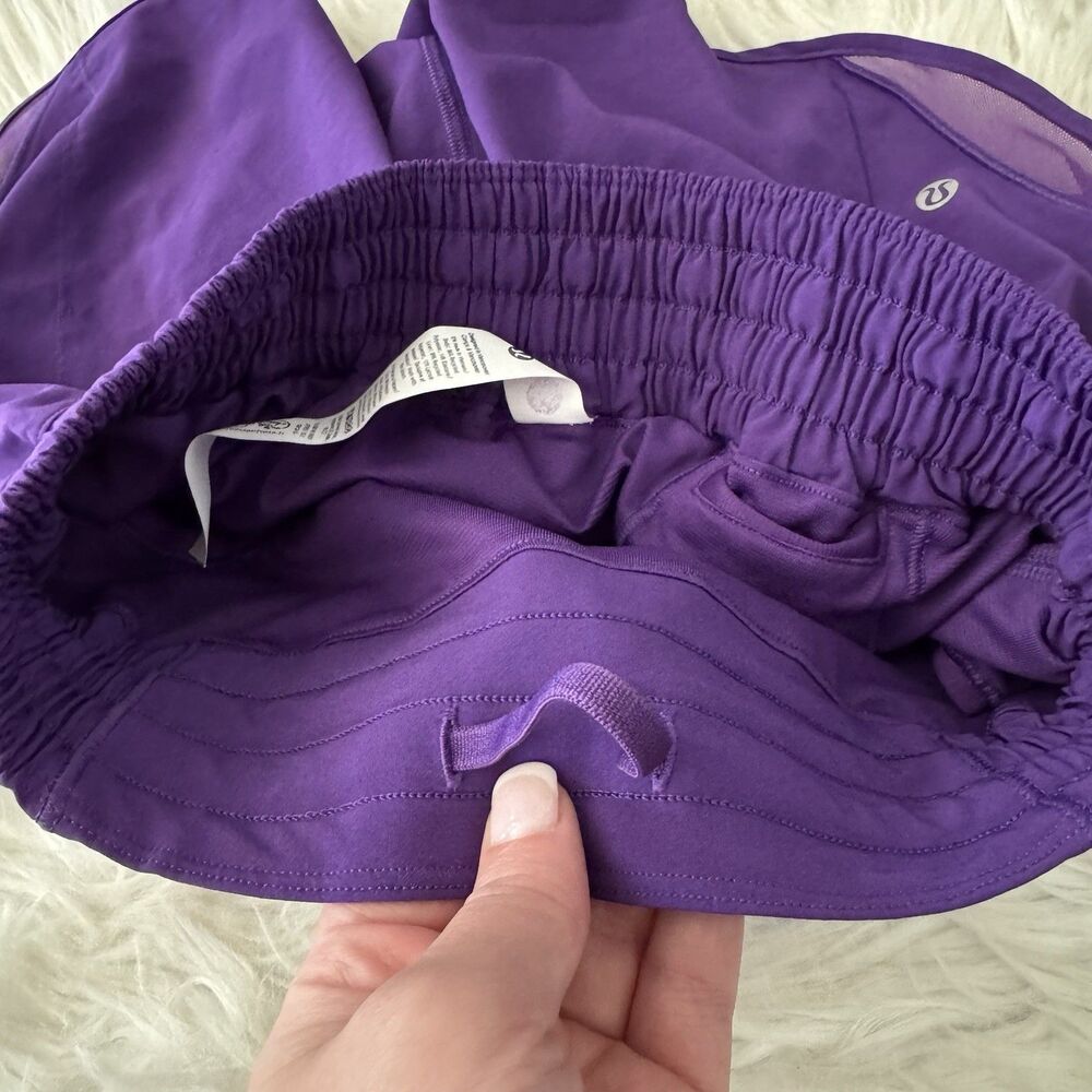 Lululemon Hotty Hot High Rise Shorts Women’s Sz 4 College Purple 2.5” Lined NWT - Picture 7 of 12
